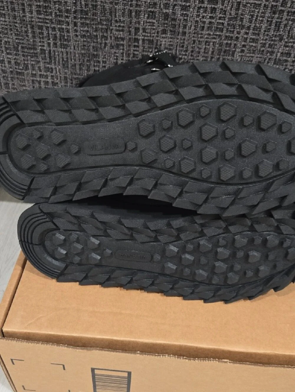 Vilanva Black Women's Insulated Winter Boots